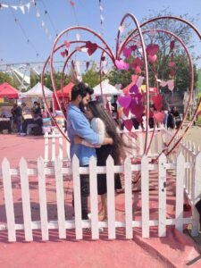 Read more about the article 52 Cute Summer Date Ideas to Keep Your Romance Alive 